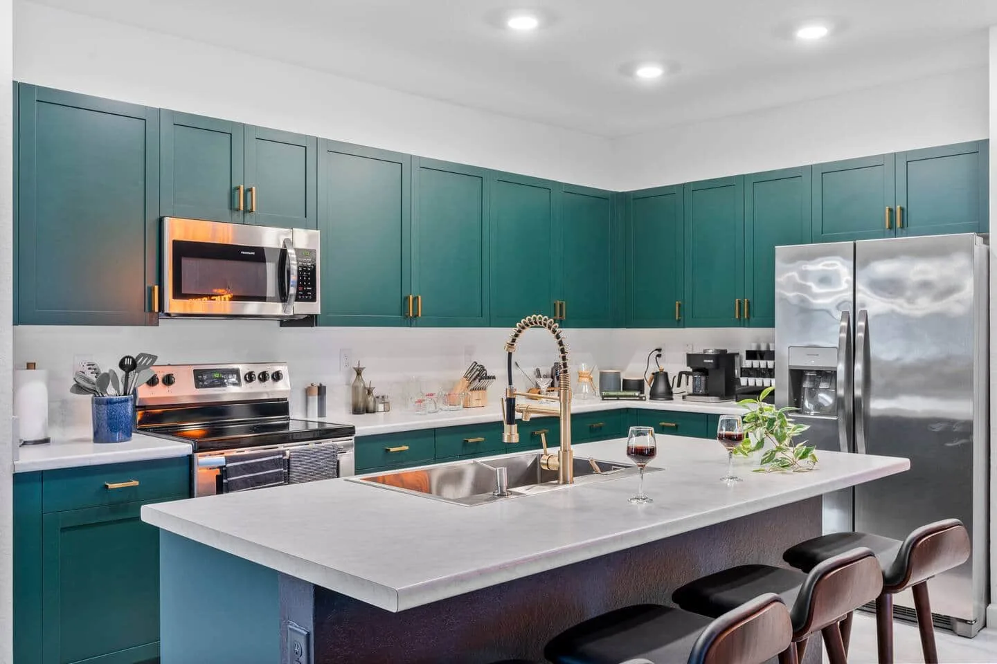 Kitchen island with bar seating